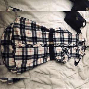 Sleeveless dress